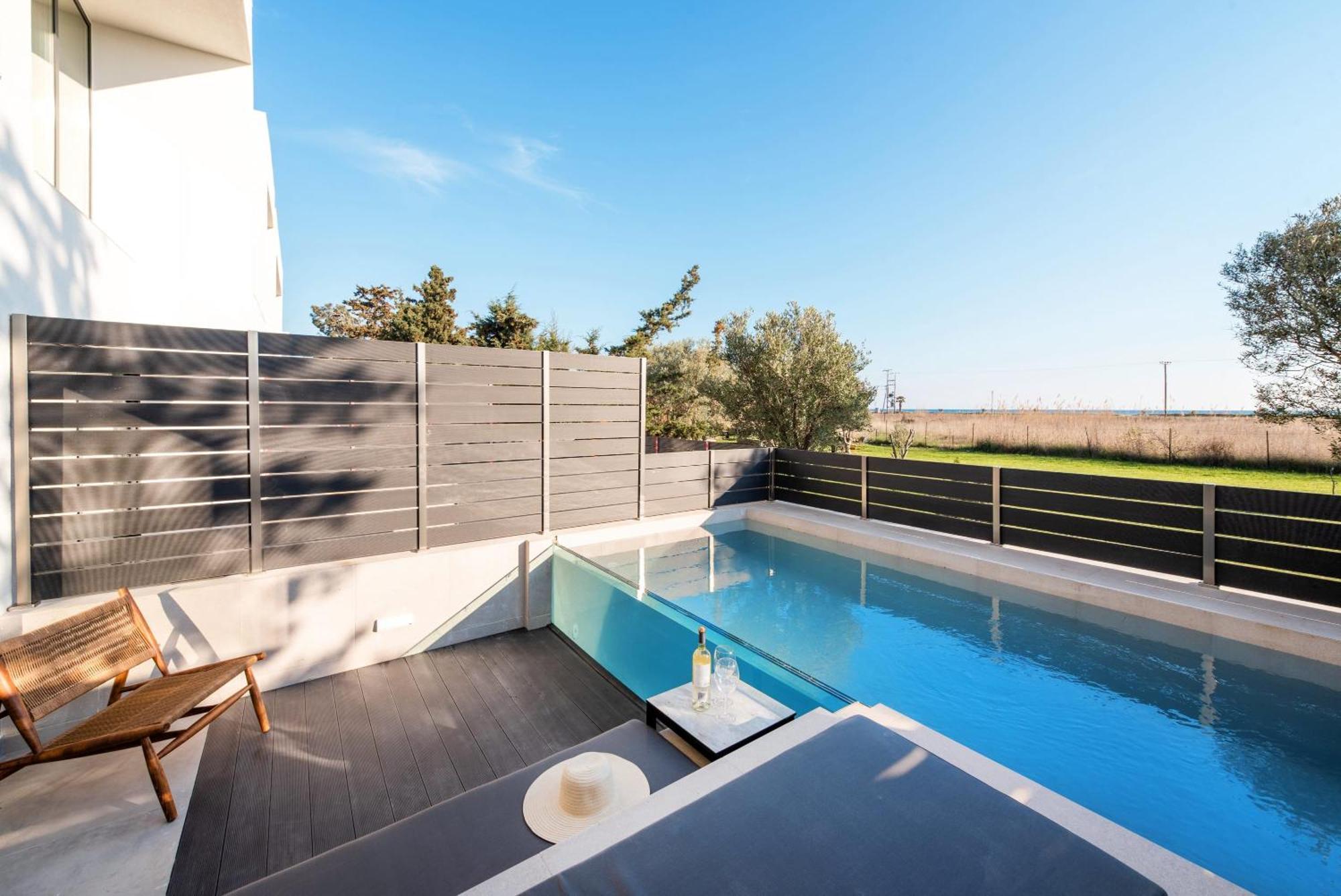 Serene Villas Halkidiki - Cfront Private Pool Néa Iráklia Kültér fotó