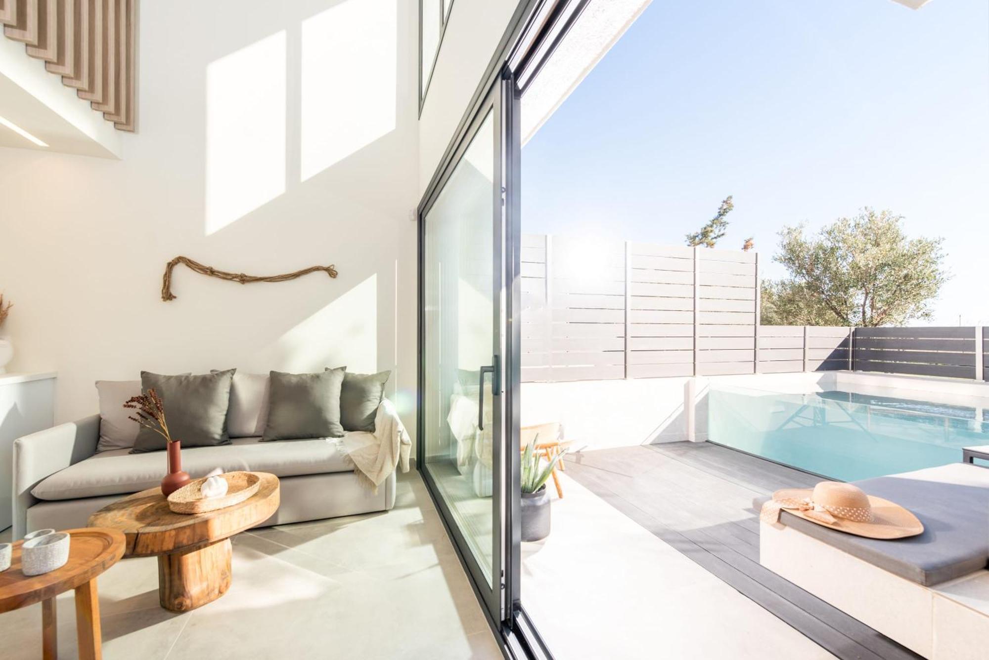 Serene Villas Halkidiki - Cfront Private Pool Néa Iráklia Kültér fotó